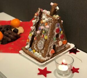 Mehr über den Artikel erfahren Weihnachtsfeier bei Viktoria