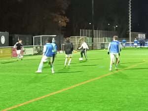 Mehr über den Artikel erfahren Erster Sieg für Viktoria-Männer